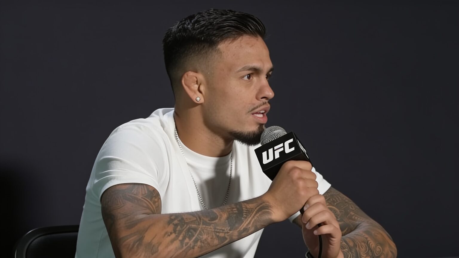 Brandon Royval vise Asu Alambayev après une victoire explosive à l’UFC 329