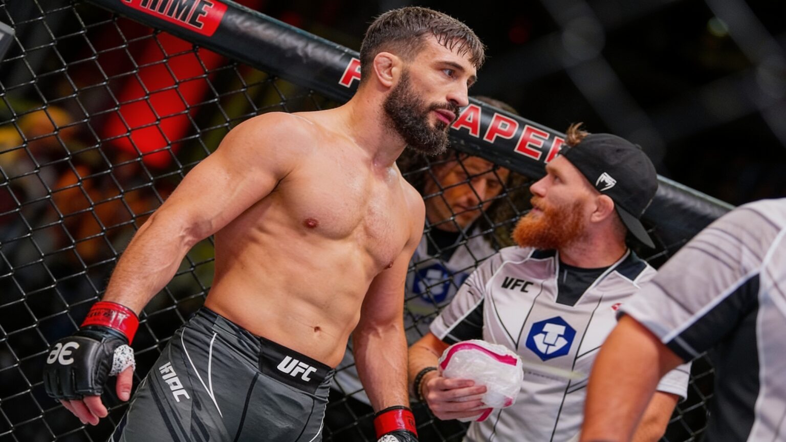L’UFC 334 à New York perd deux combattants à cause de blessures